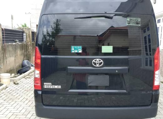 Toyota Hiace bus 2020